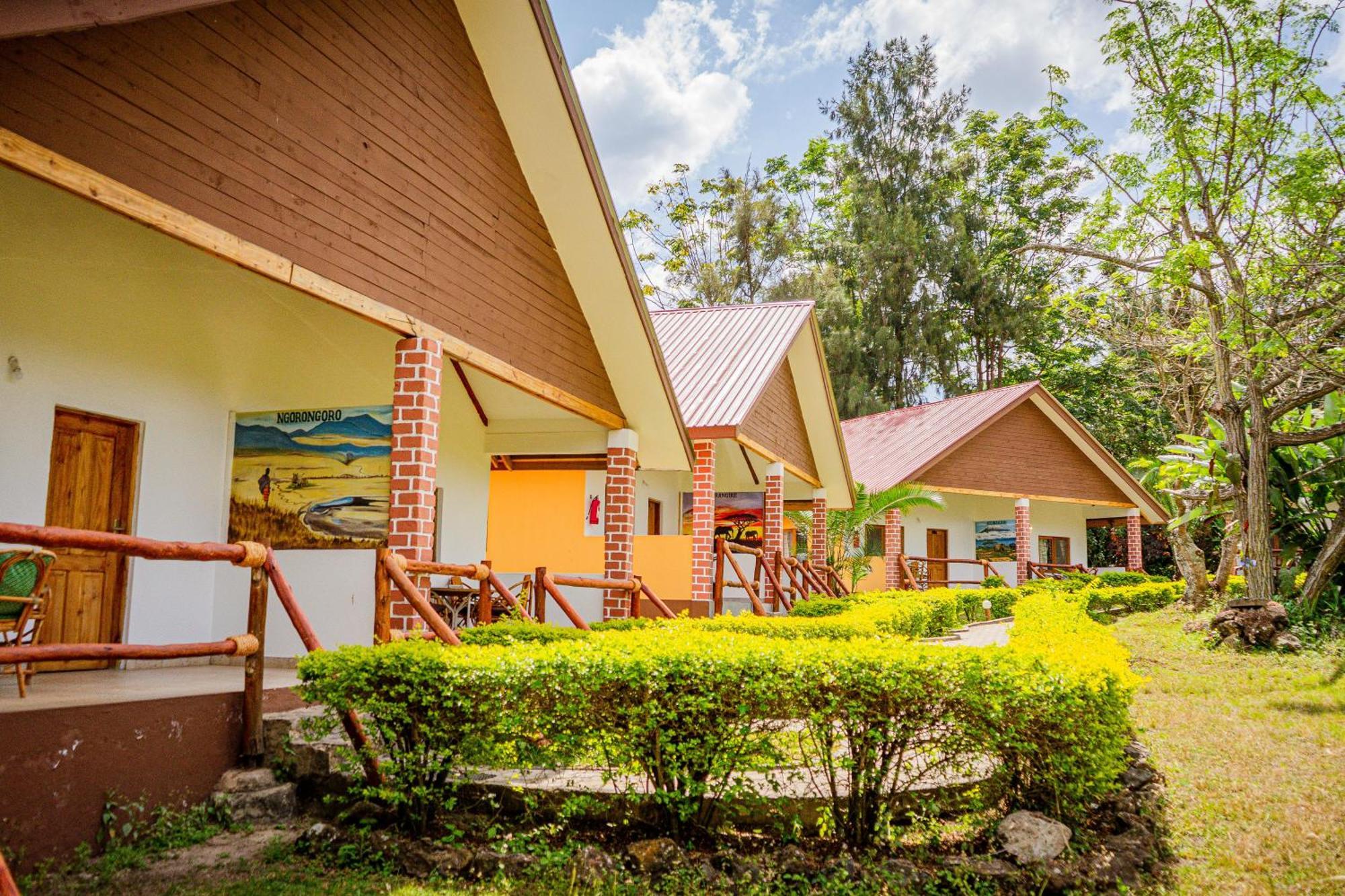 Meru View Lodge Usa River ภายนอก รูปภาพ